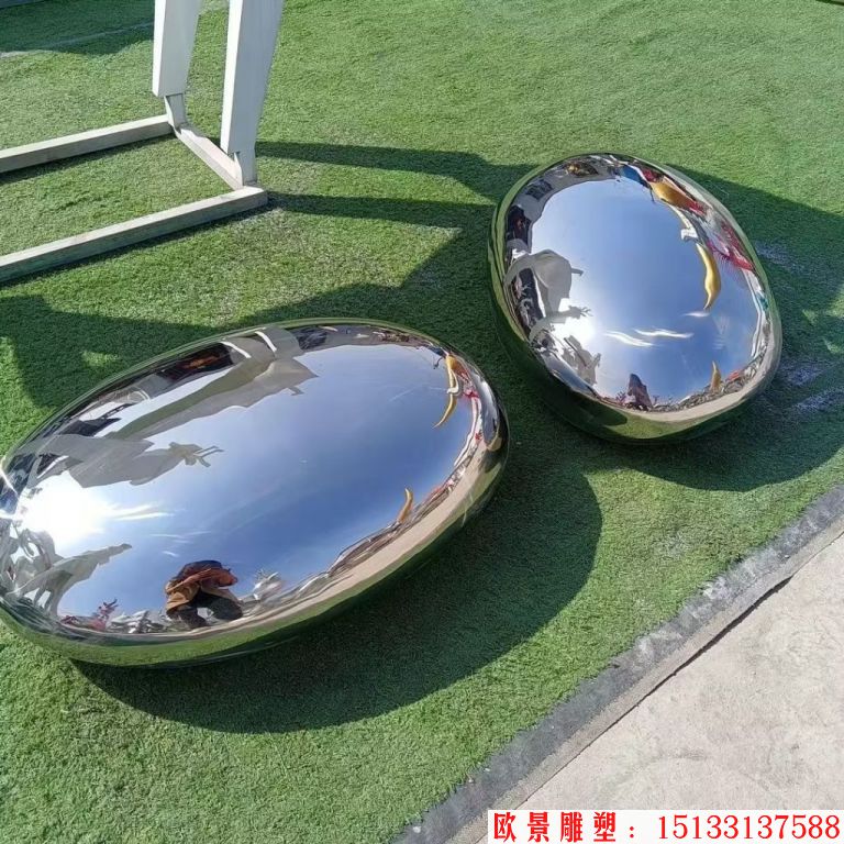 不锈钢镜面鹅卵石雕塑,锻造工艺鹅卵石景观3